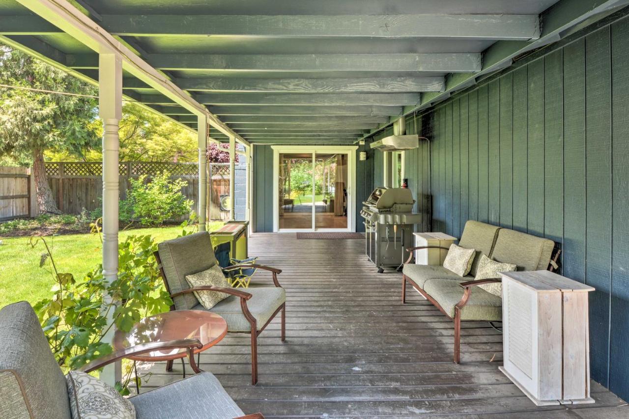 Central Medford Family Retreat With Large Yard! Dış mekan fotoğraf