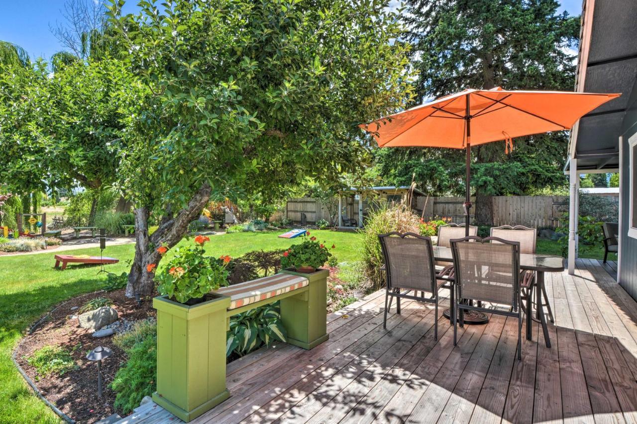 Central Medford Family Retreat With Large Yard! Dış mekan fotoğraf